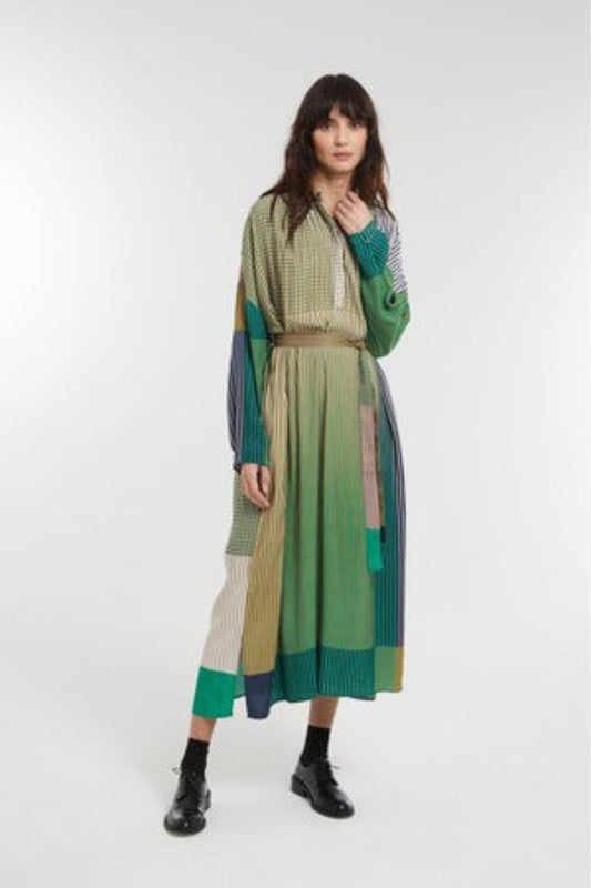 Ma Poesie Romy Vibrant viscose long shirt dress in green.