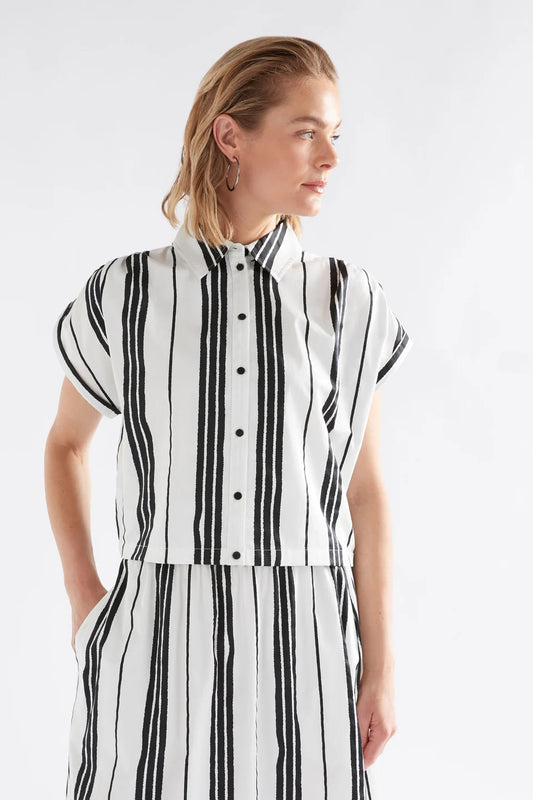 Elk organic cotton Fez shirt white with black stripes.