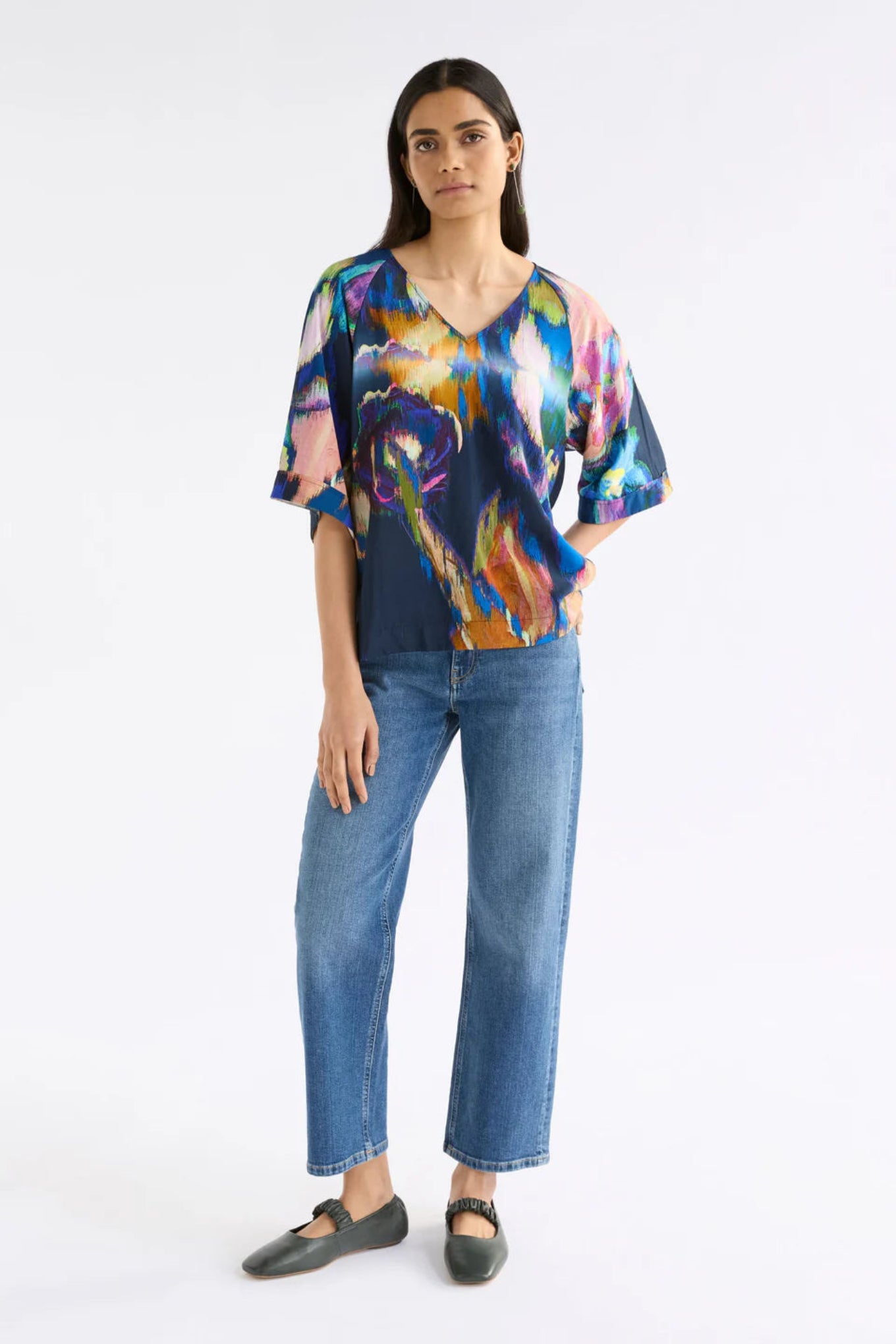 Elk Moda V-neck top multi colour viscose Vaara print.
