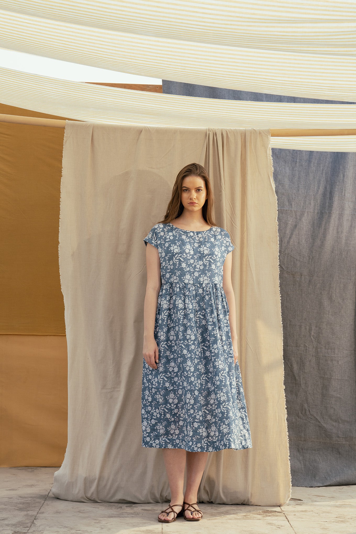 Dve Toshni linen dress - Aegean blue blockprint juniperhearth Dve Toshni linen dress - Aegean blue blockprint juniperhearth