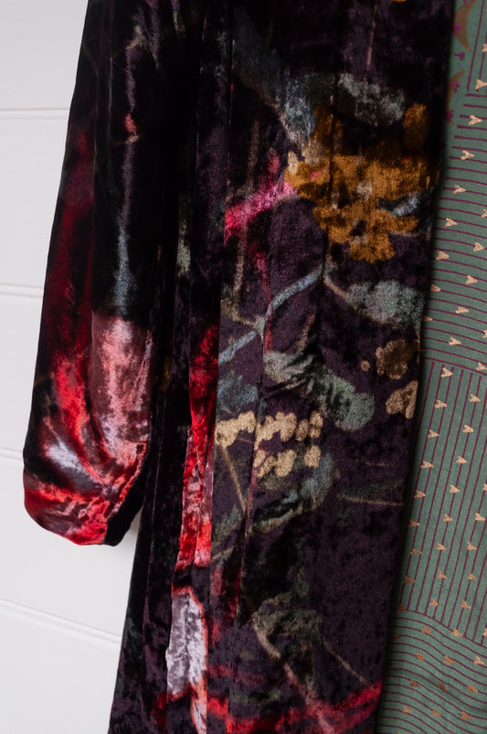 Yavï silk coat - Midnight florals