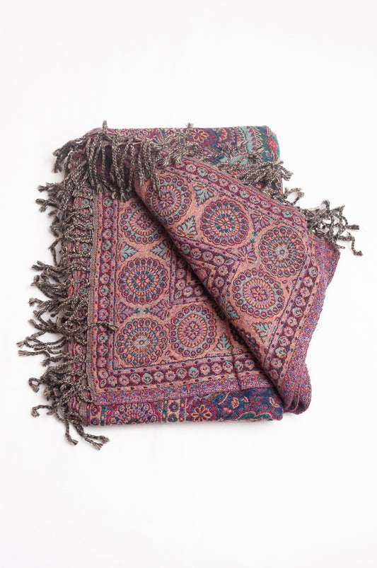 Tasseled wool throw - amethyst daisy