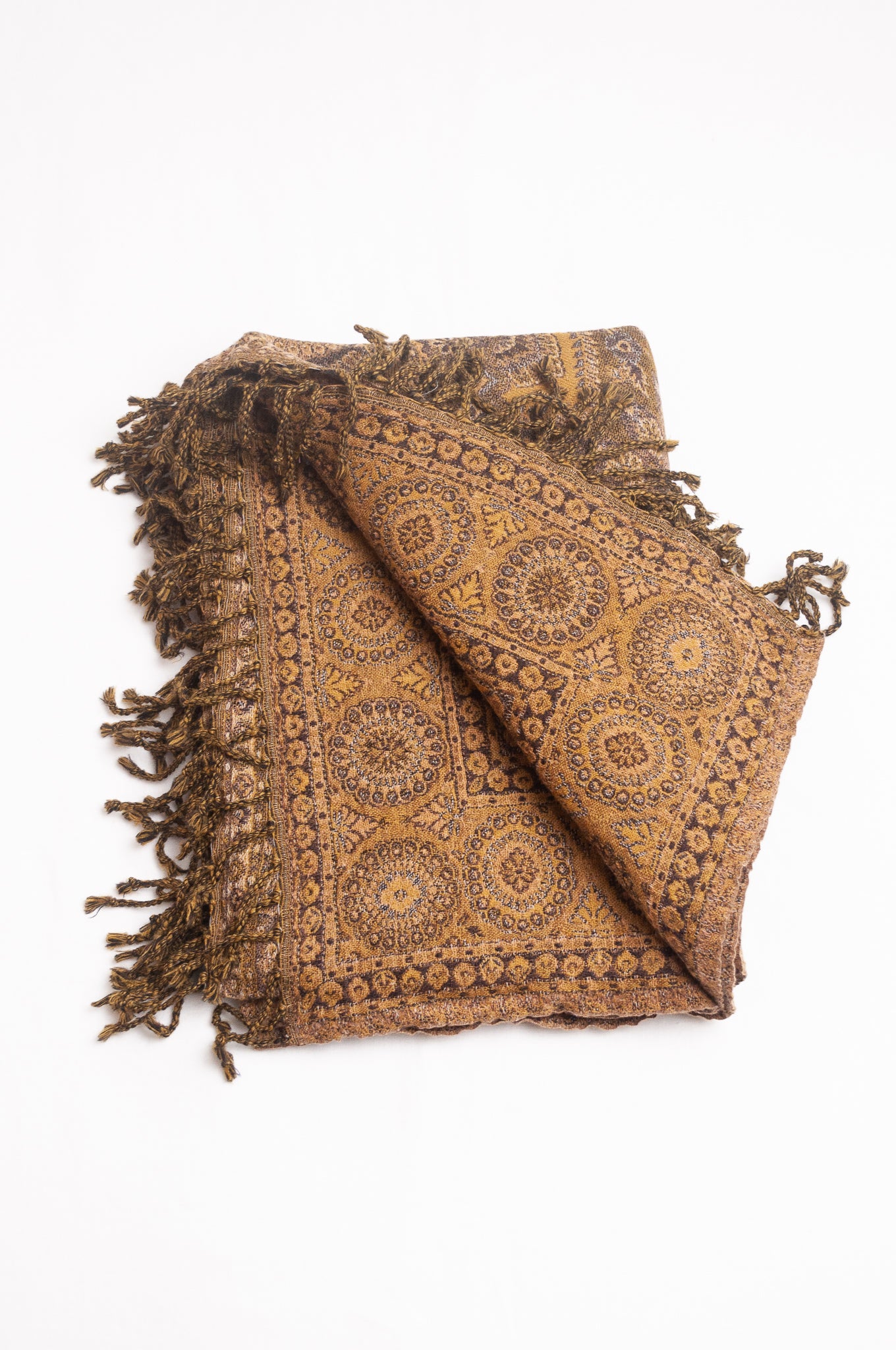 Tasseled wool throw - olive daisy