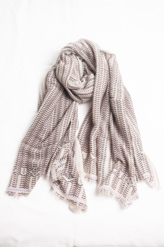 Anna Kaszer fine wool Vlaki gray and white scarf