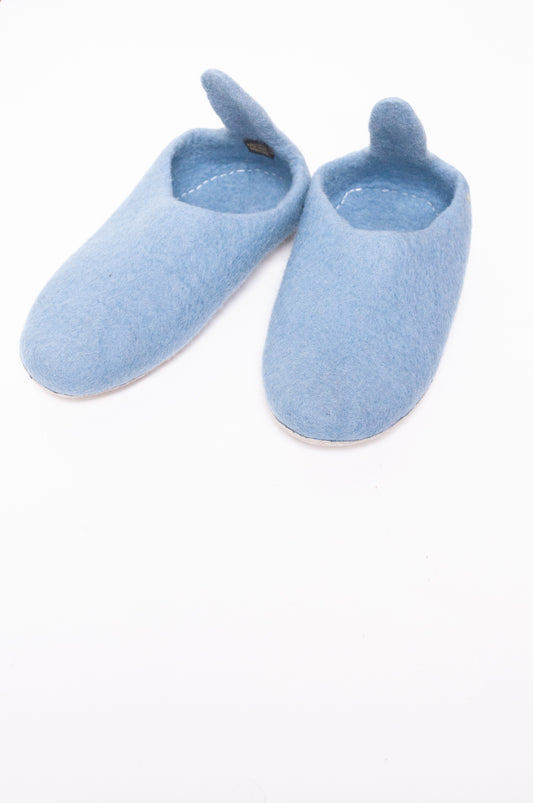 Wool felt pull on slippers in baby blue.