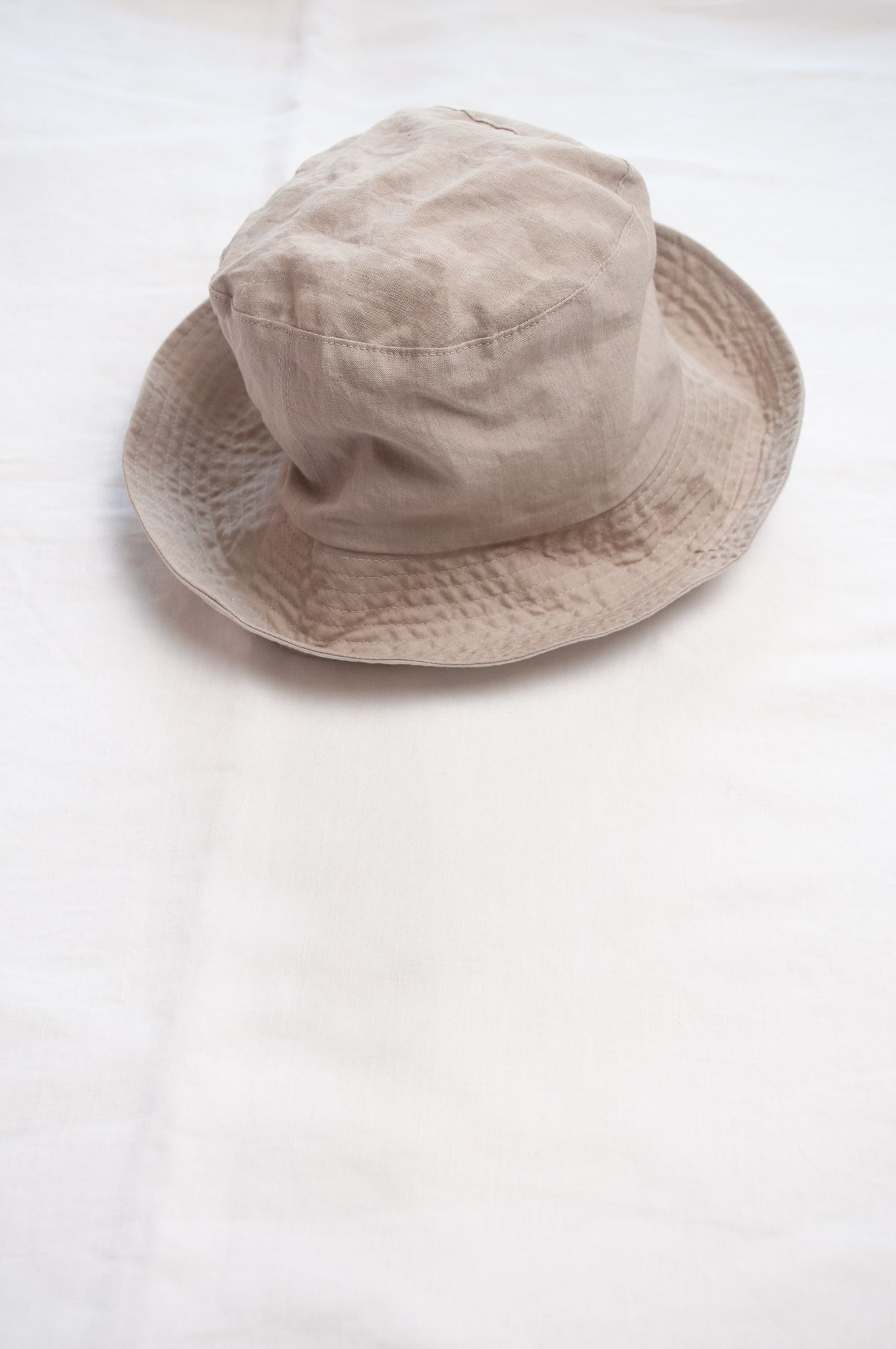 PCNQ Luna made in Japan silver grey foldable linen fabric bucket hat.