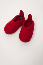 Load image into Gallery viewer, Wool felt baby slippers in crimson red.