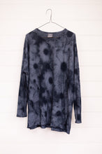 Load image into Gallery viewer, Valia wool jersey Daisy tunic in wedgewood blue.