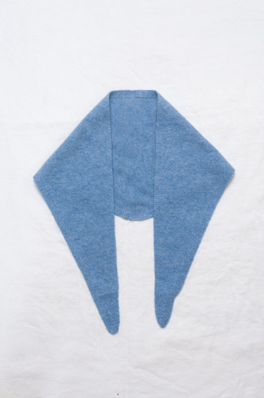 Cashmere triangle neck scarf in sky blue.