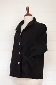 Valia Lygon St jacket in cotton stretch fabric in black.