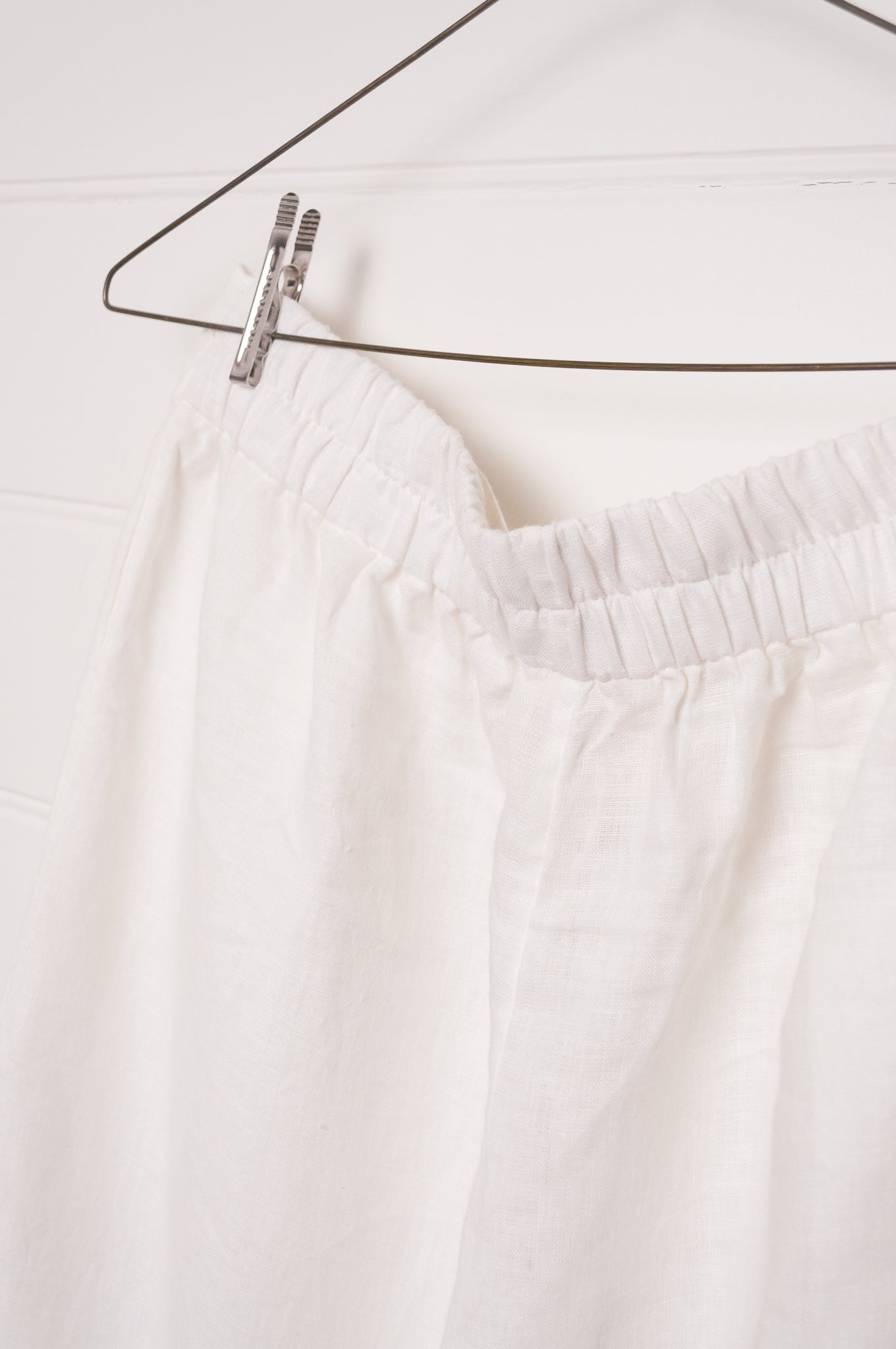 Manan Mapa white linen culotte pant.