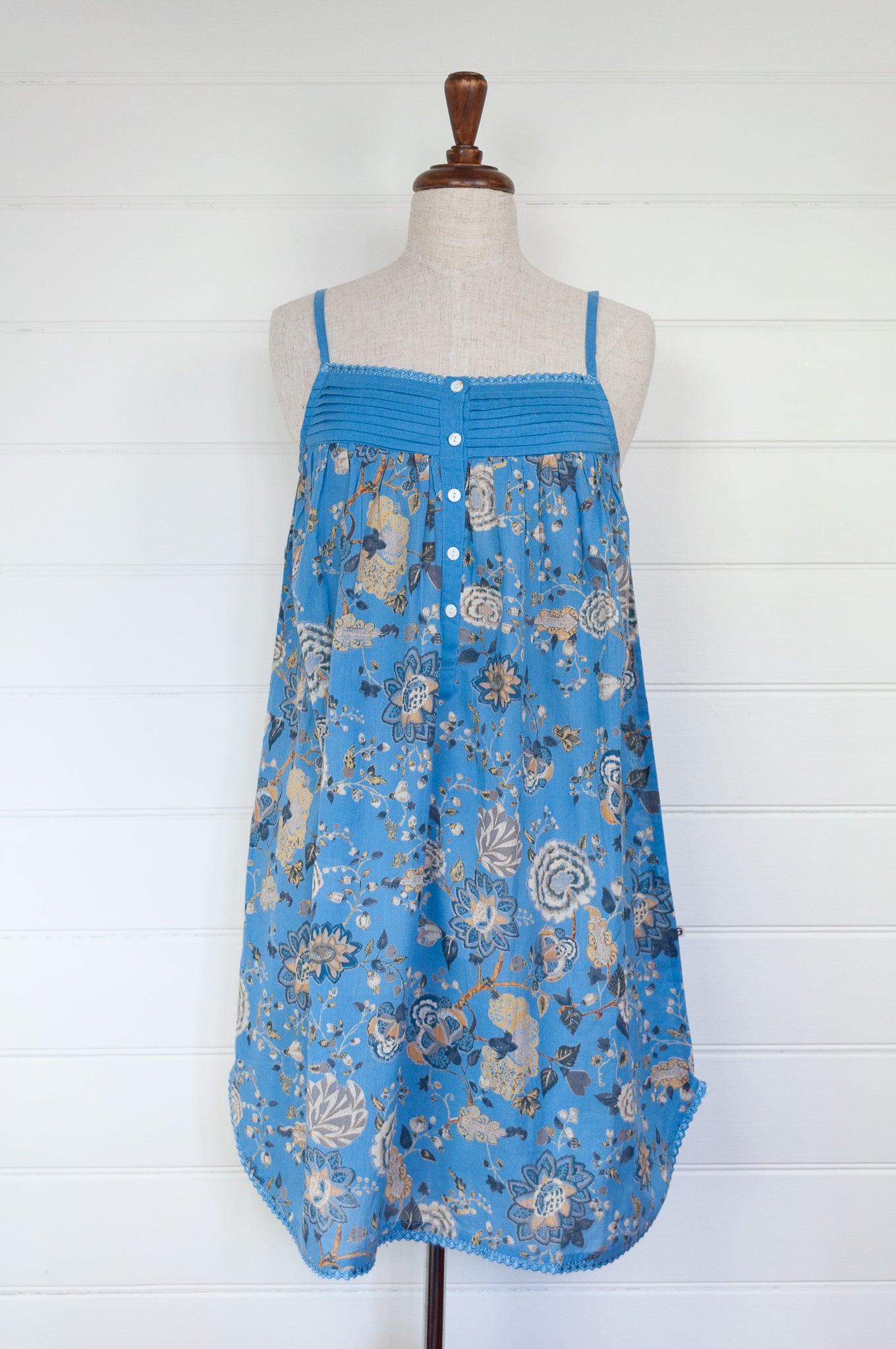 Juniper Hearth nightdress in Malabar sky, floral print on sky blue.