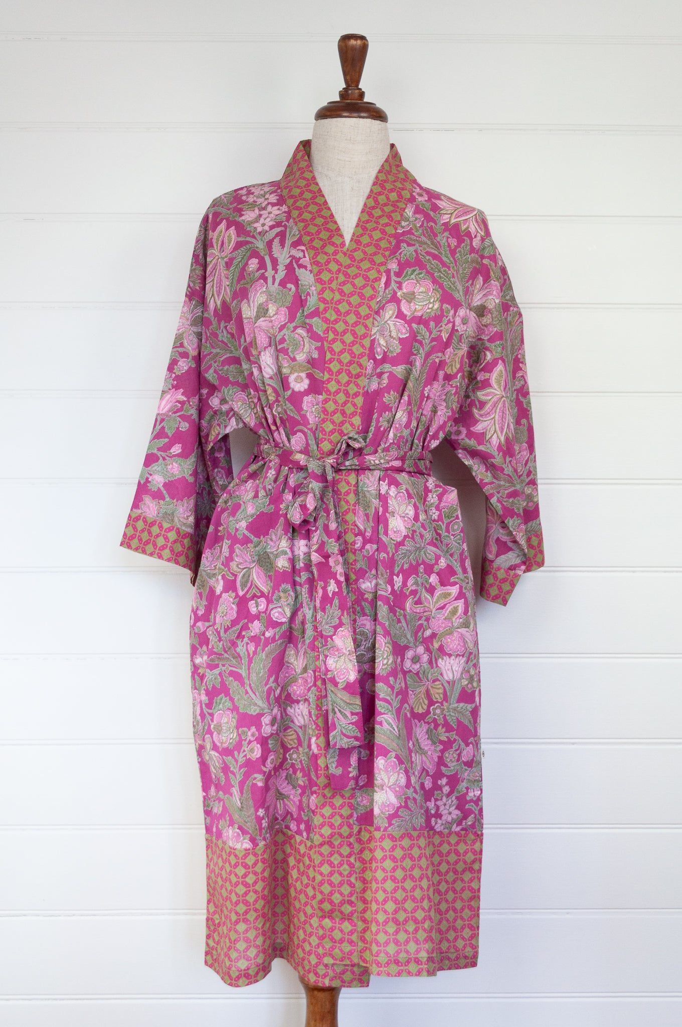 Juniper Hearth pure cotton kimono robe in magenta pink floral print with contrasting trim.