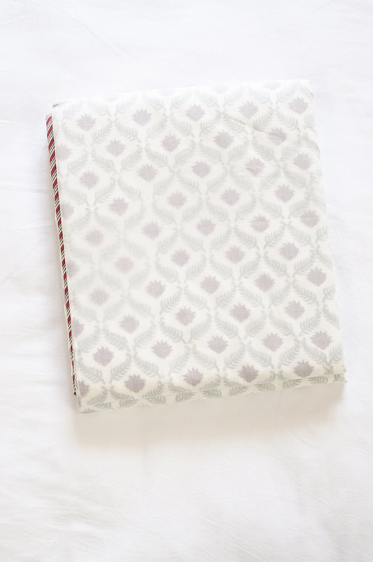 Pure cotton muslin dohar with blockprinted centre in red floral with pewter silver grey lattice design.