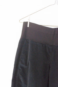 Valia Superfine cotton corduroy Sydney pants in black.
