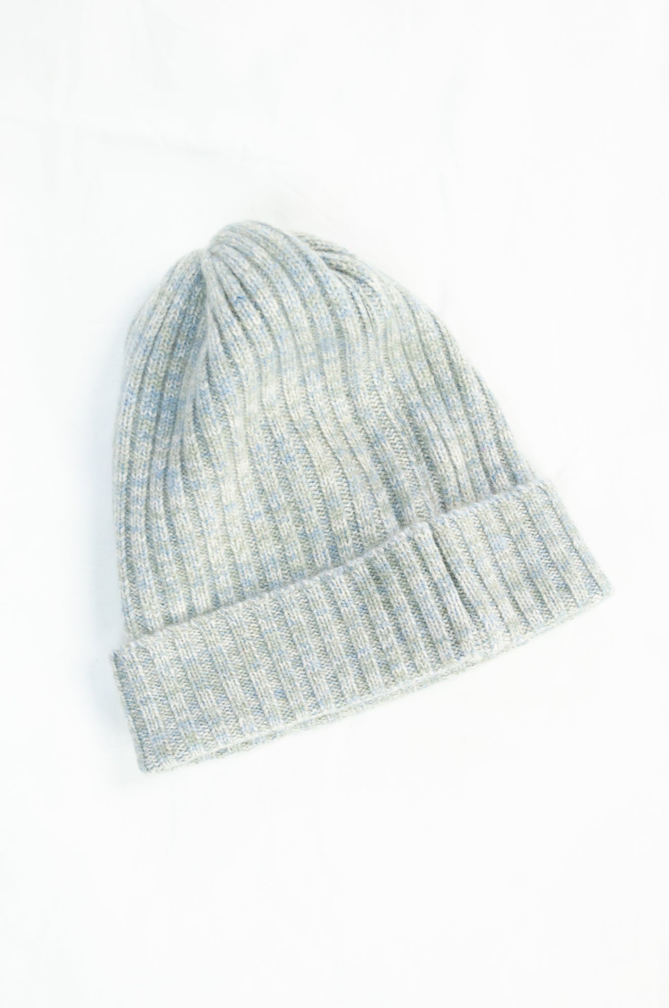 Juniper Hearth ribbed cashmere beanie - ice blue