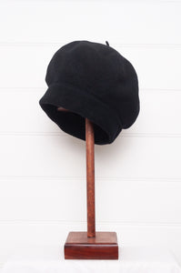 PCNQ made in Japan wool felt beret, Manoca in black.