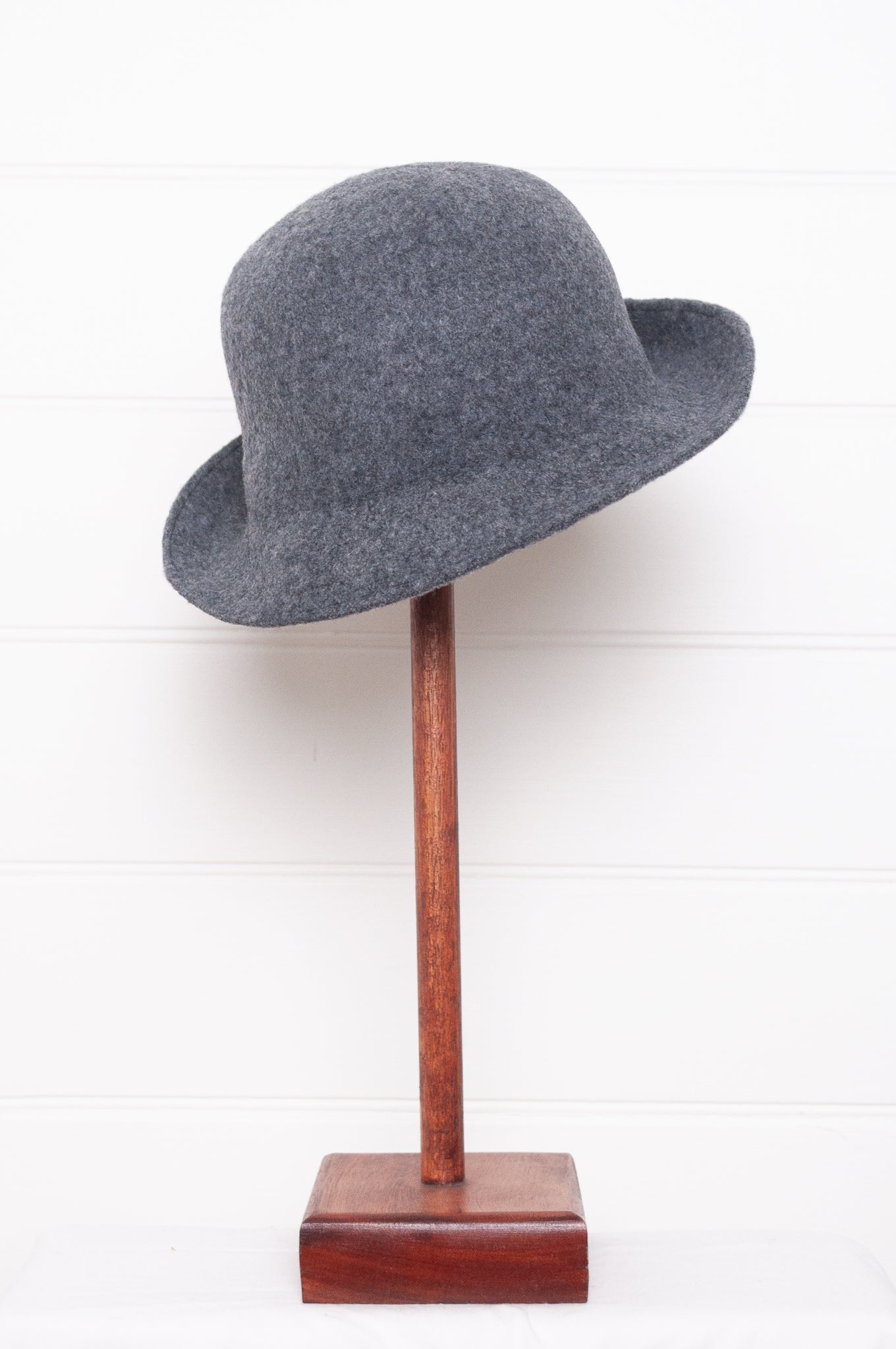 PCNQ made in Japan Marc wool felt hat in grey.