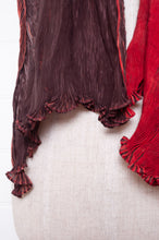 Load image into Gallery viewer, Neeru Kumar pure silk shibori pleat scarf in crimson red and deep burgundy.