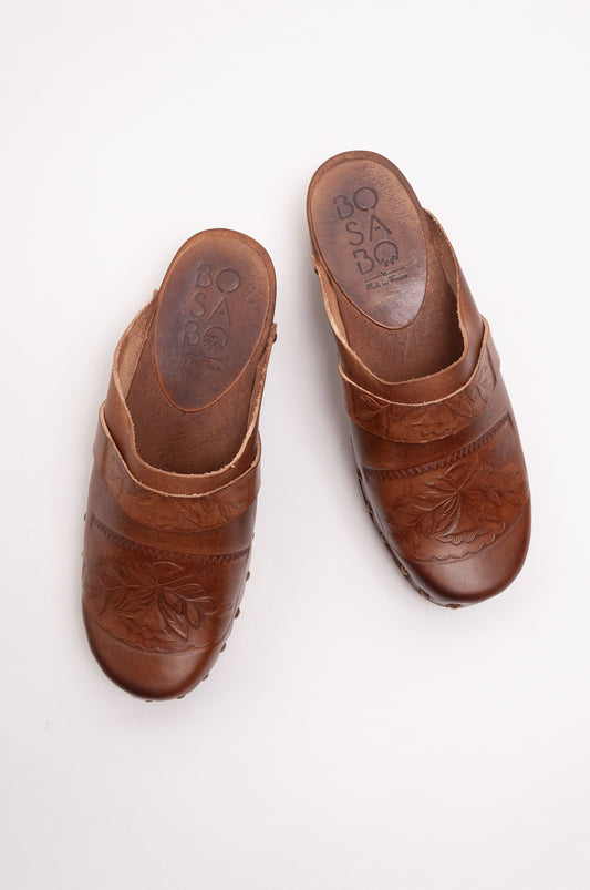 Bosabo classic Camille clog - embossed antique tan