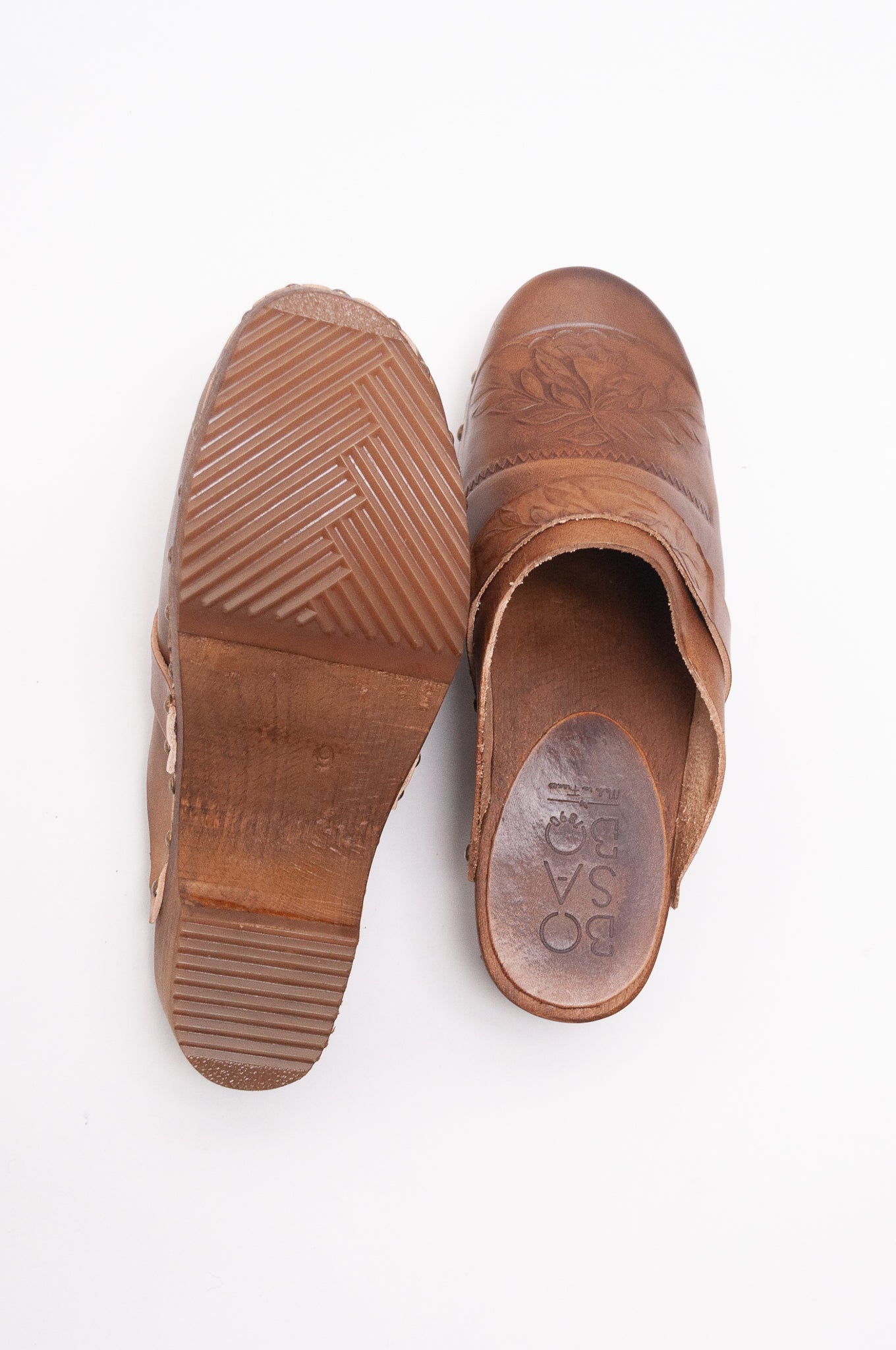 Bosabo classic Camille clog - embossed antique tan