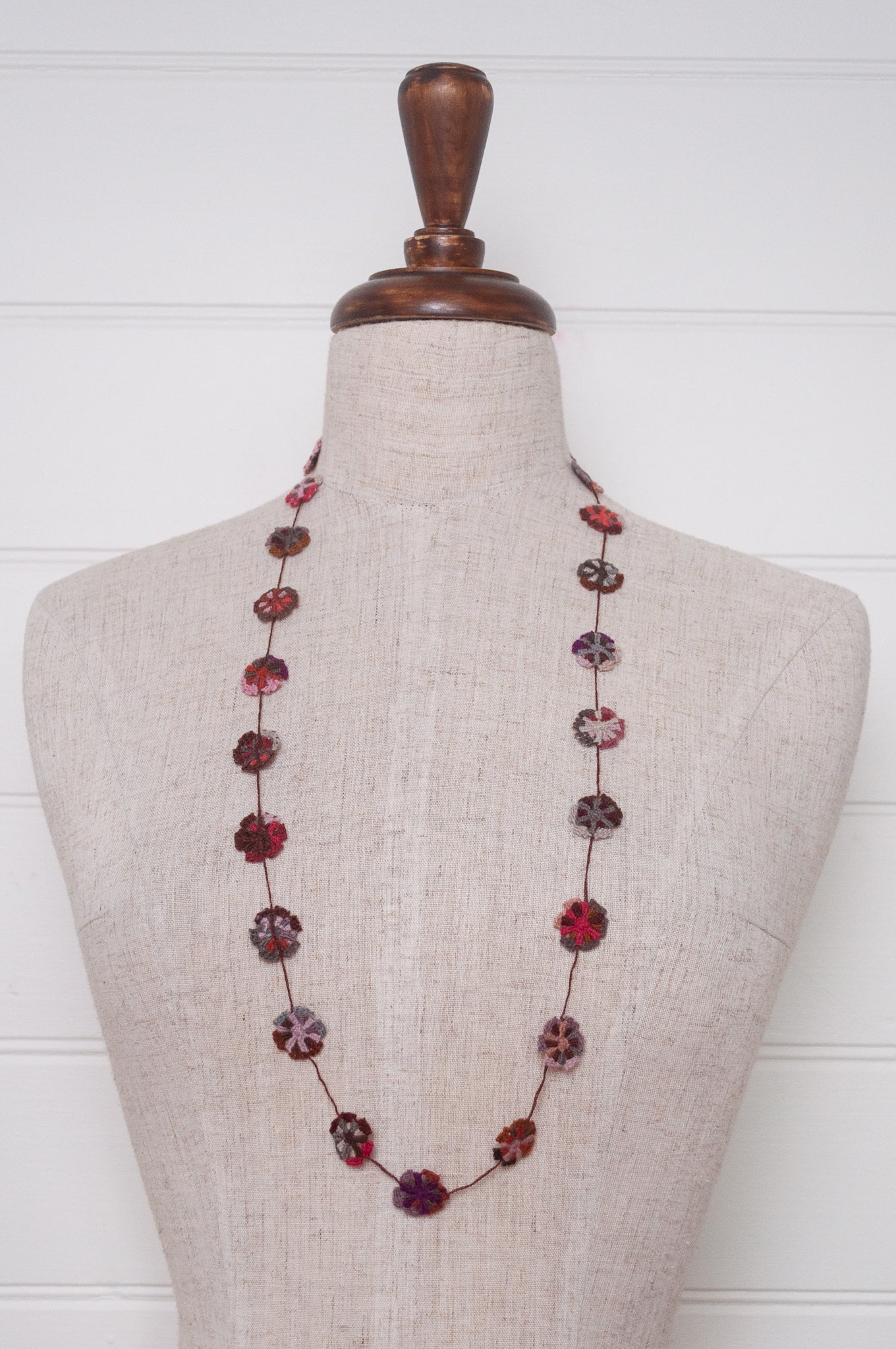 Sophie Digard necklace - pinwheel flowers BRG