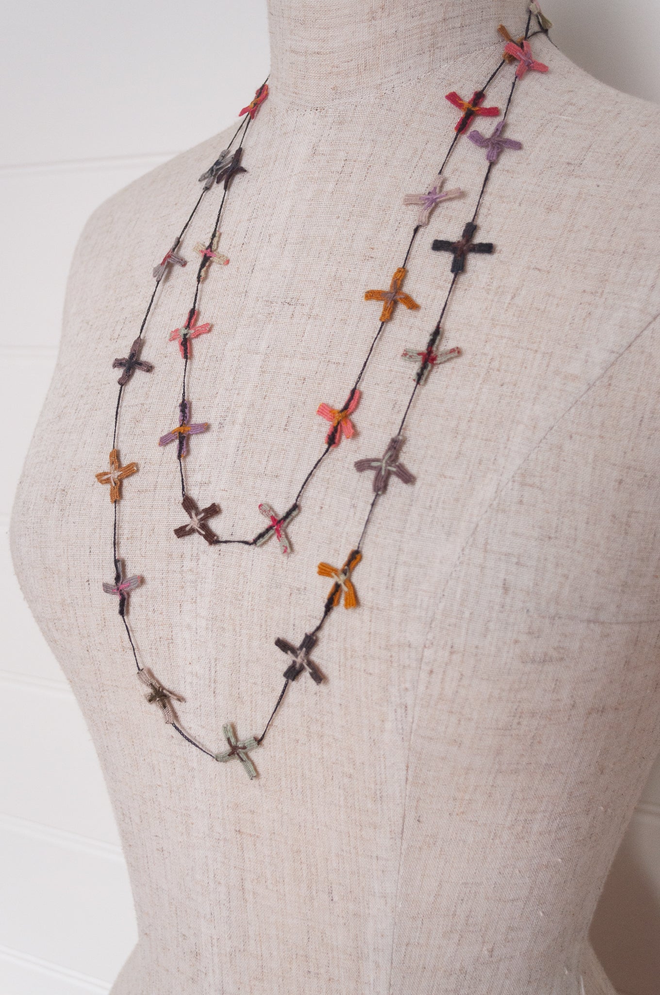 Sophie Digard necklace - wool star flowers AF