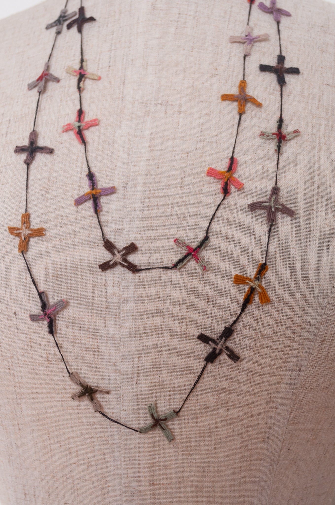 Sophie Digard necklace - wool star flowers AF