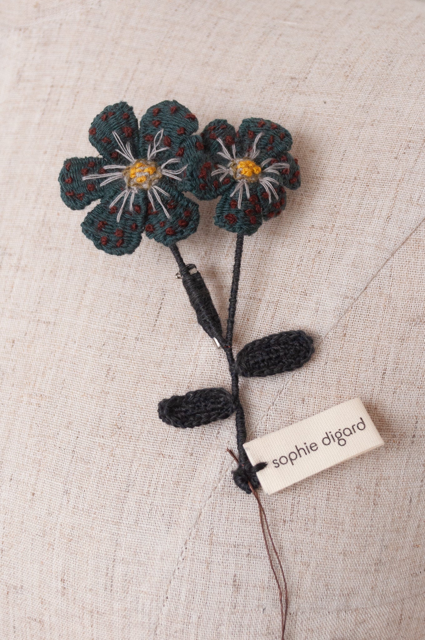Sophie Digard brooch - deux fleurs AF