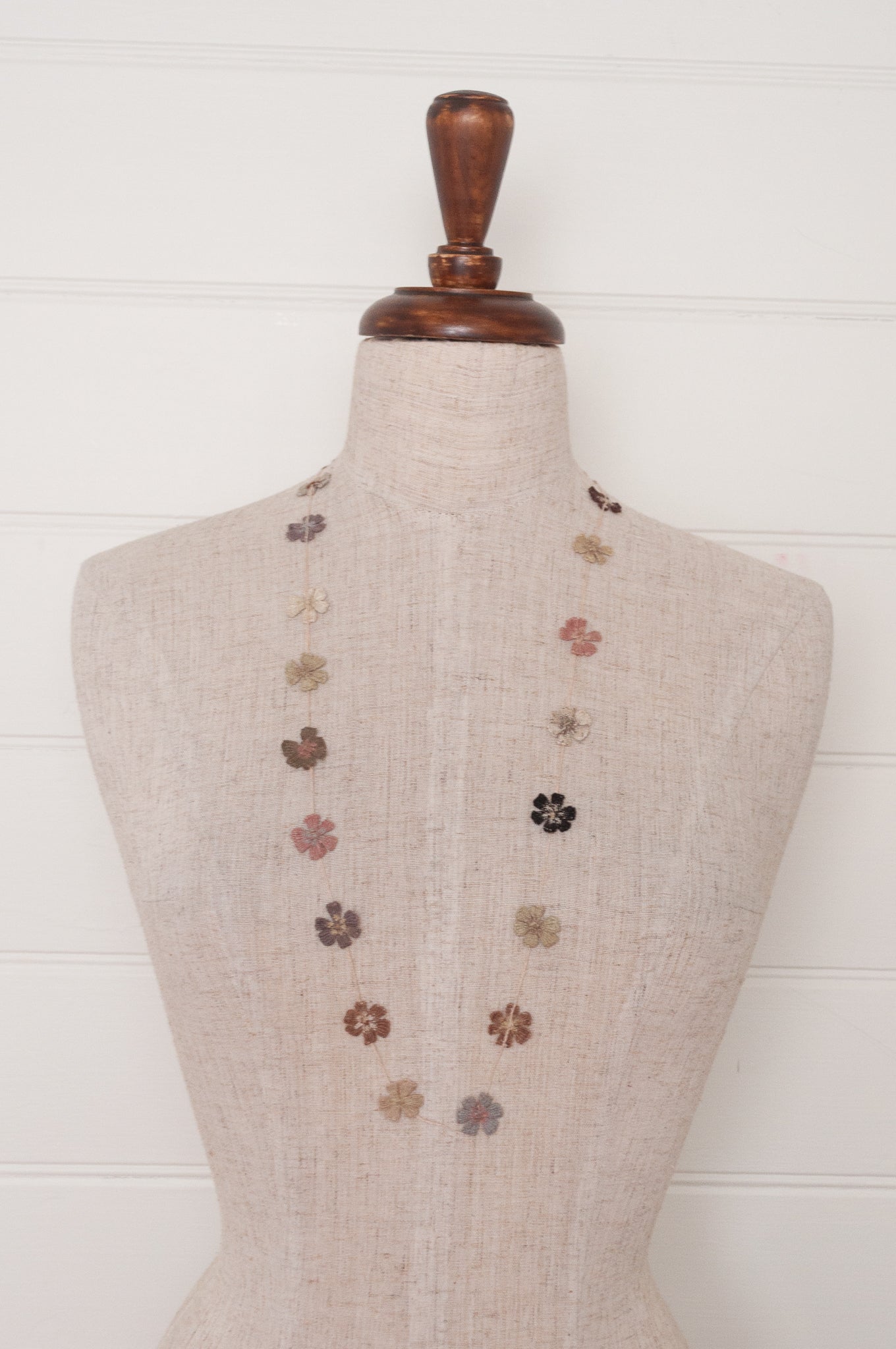 Sophie Digard necklace - petites fleurs Fossiles