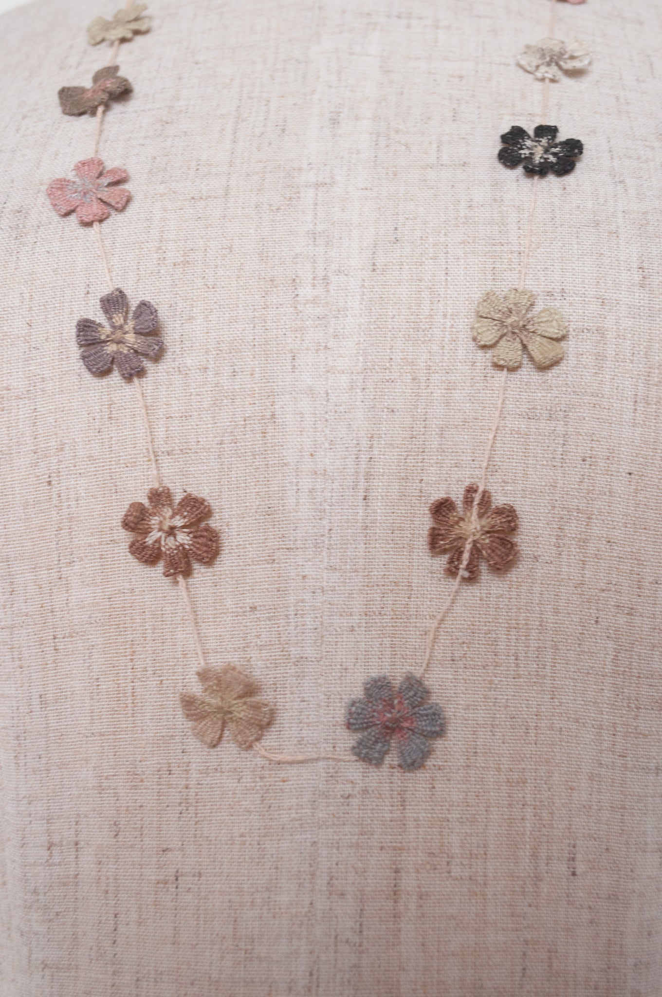 Sophie Digard necklace - petites fleurs Fossiles