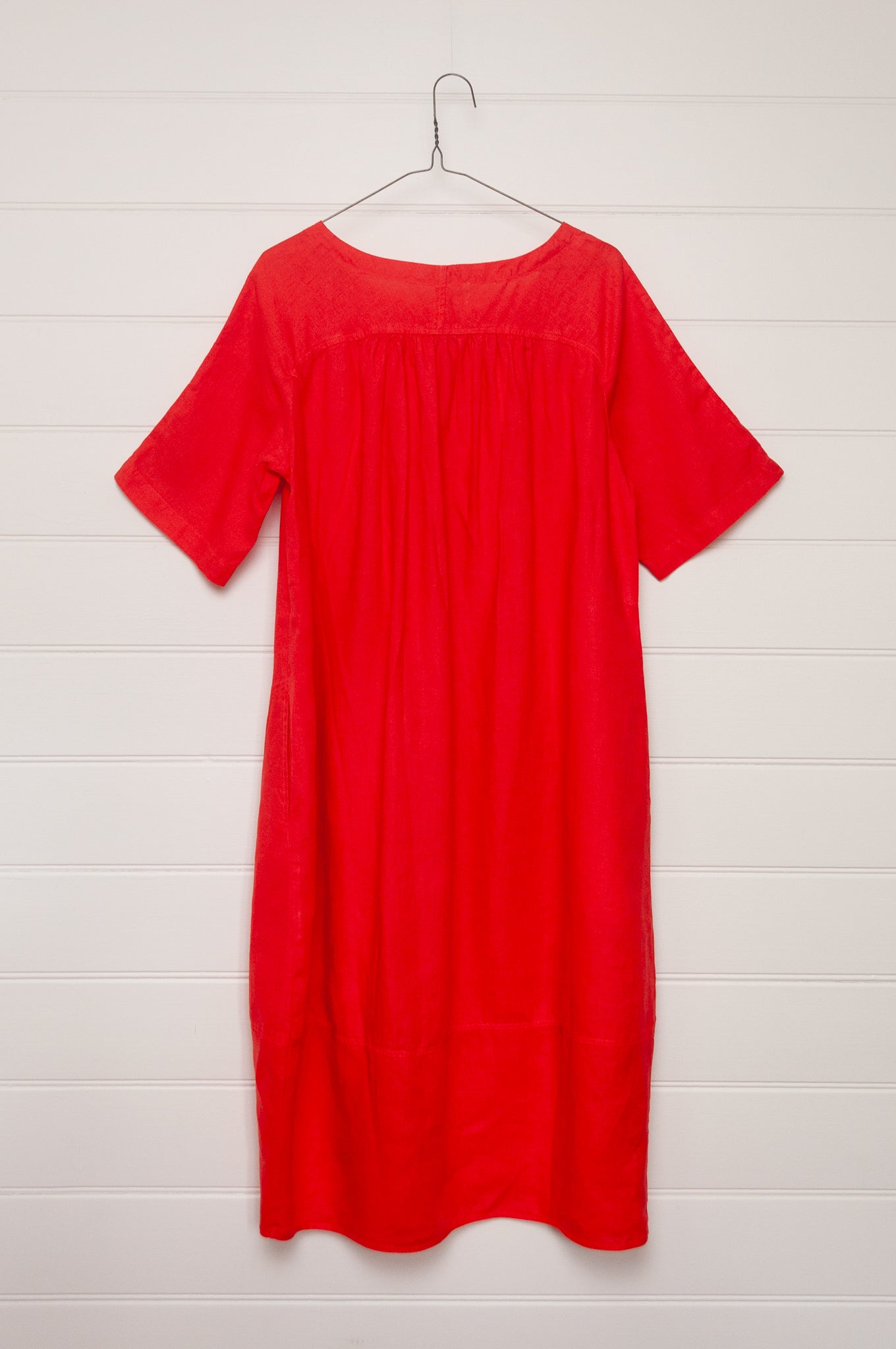Valia made in Melbourne European linen A-line short sleeve shift dress in bright red.