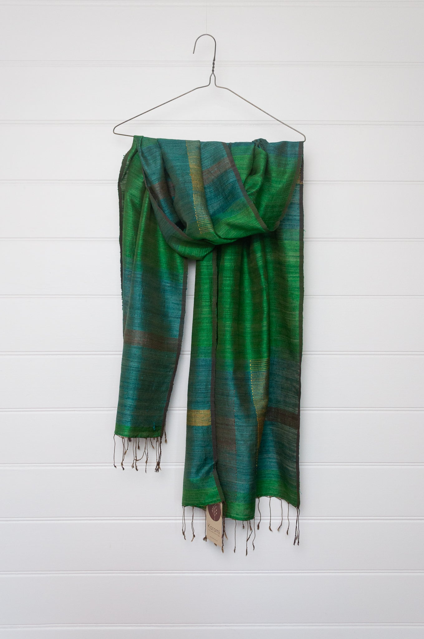 Karomi jamdani handwoven silk jamdani scarf Matisse in emerald green.