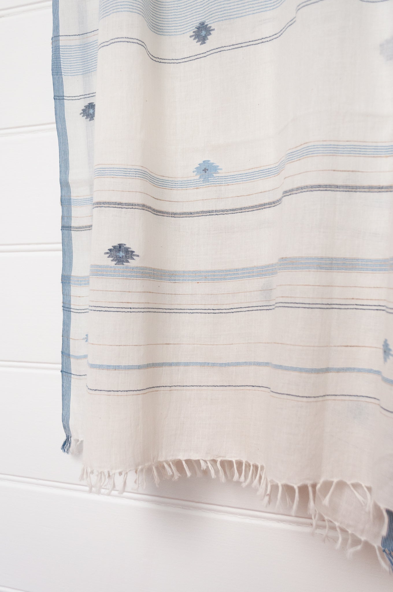 Karomi jamdani scarf handwoven in handspun natural cotton and natural dyes, kankra crab motif with stripes.