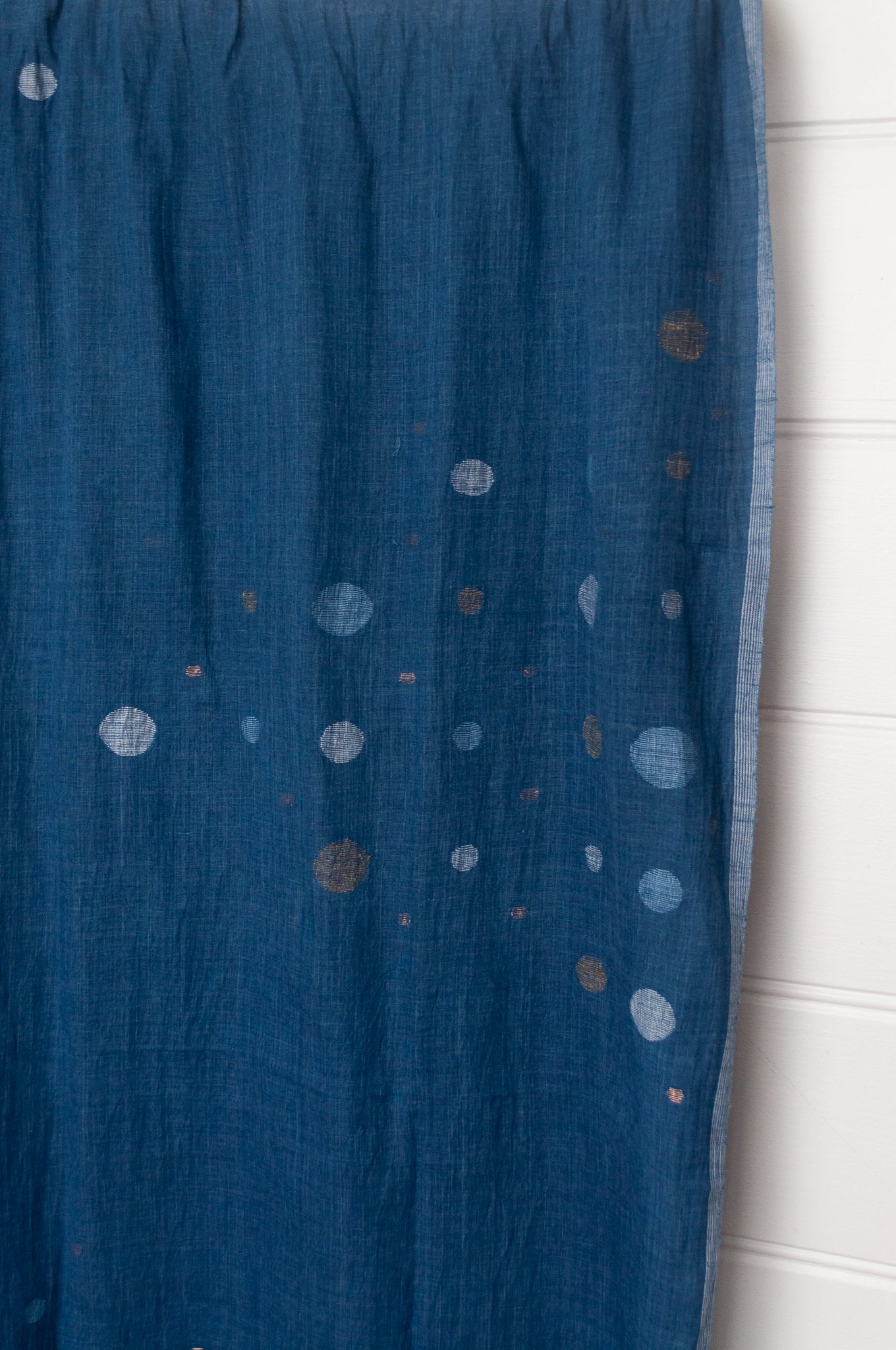 Karomi jamdani scarf handwoven in handspun natural cotton and natural dyes, random circles in shades of indigo.