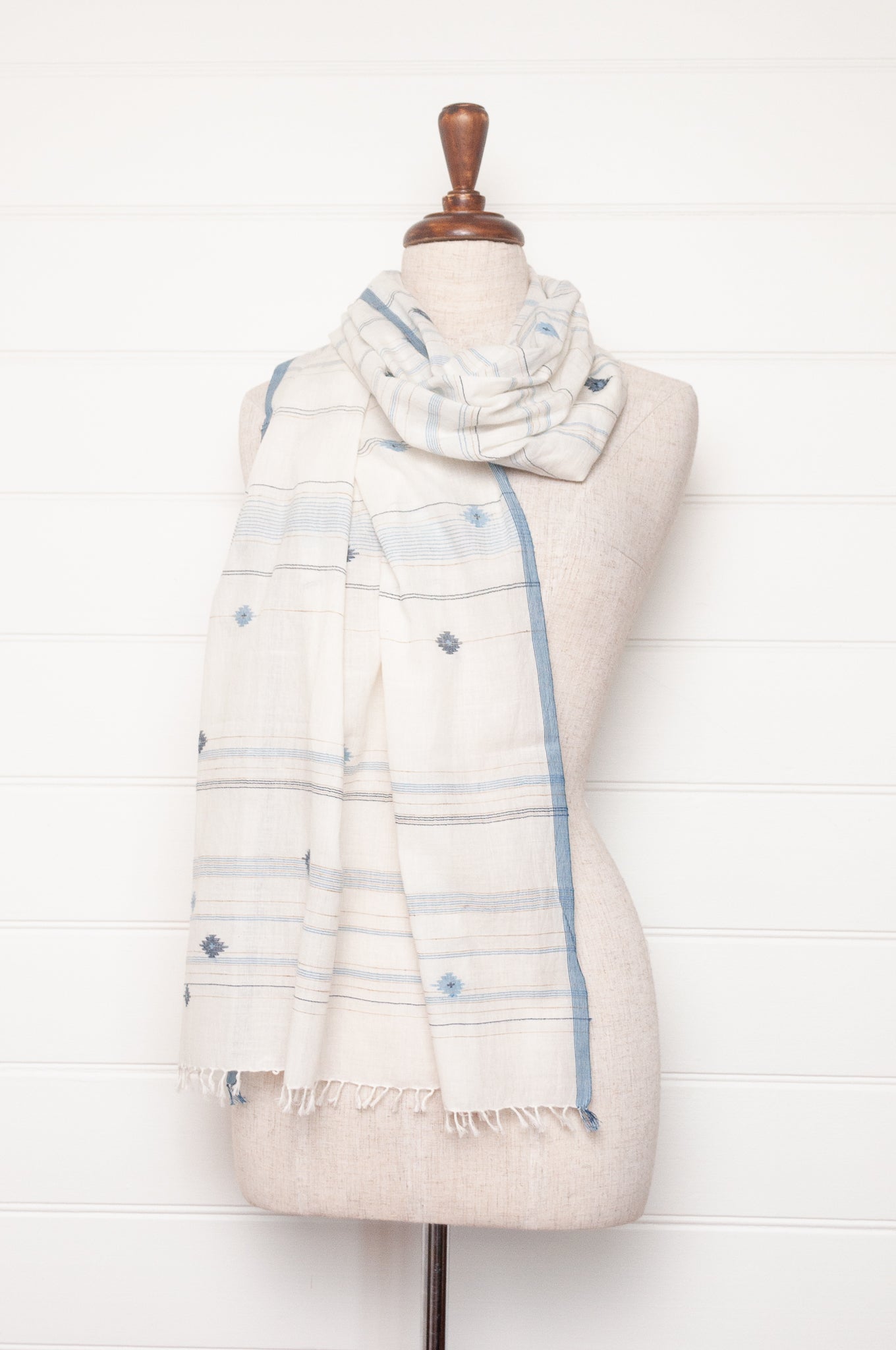 Karomi jamdani scarf handwoven in handspun natural cotton and natural dyes, kankra crab motif with stripes.