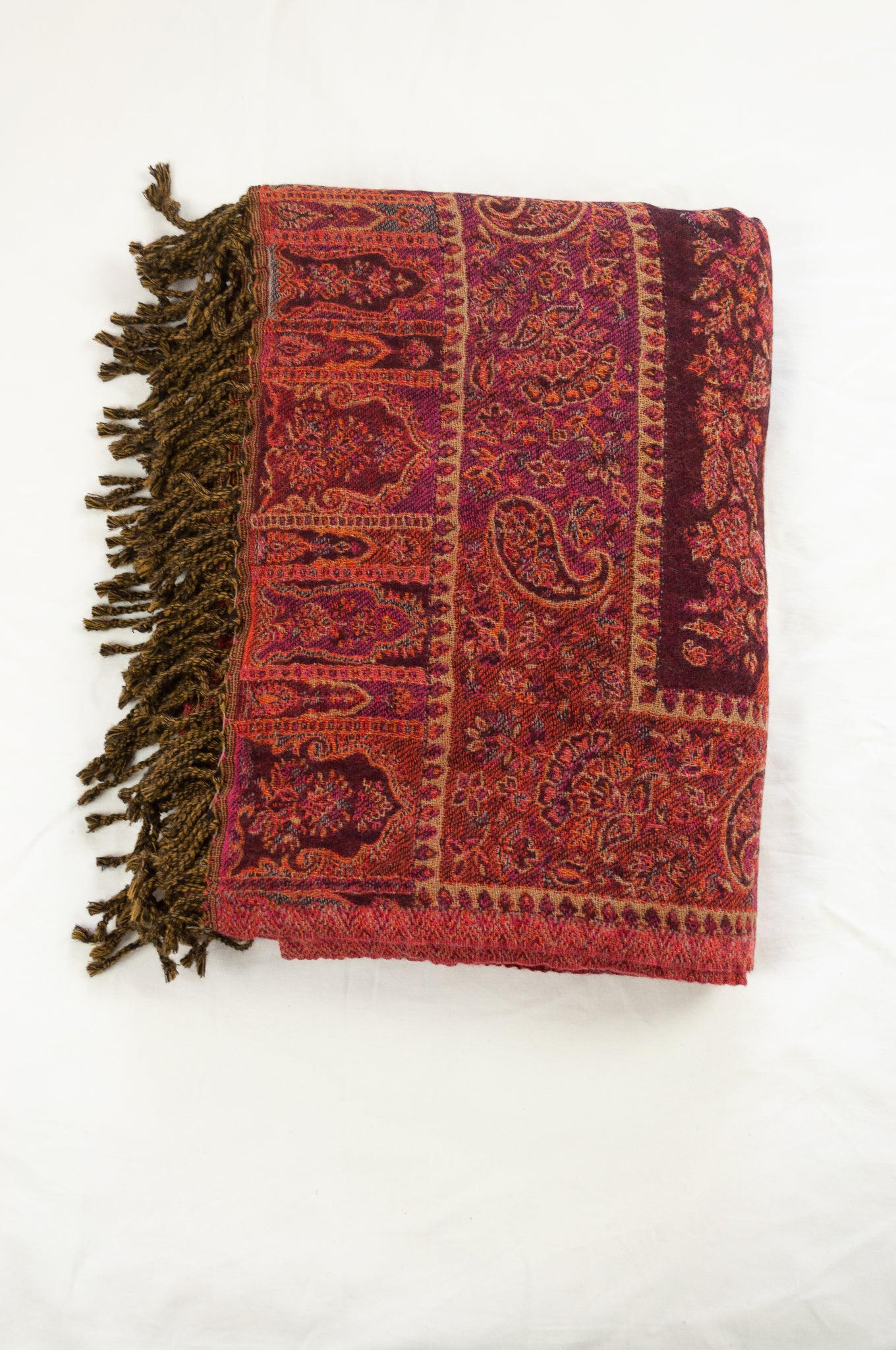 Tasseled wool throw - marsala paisley