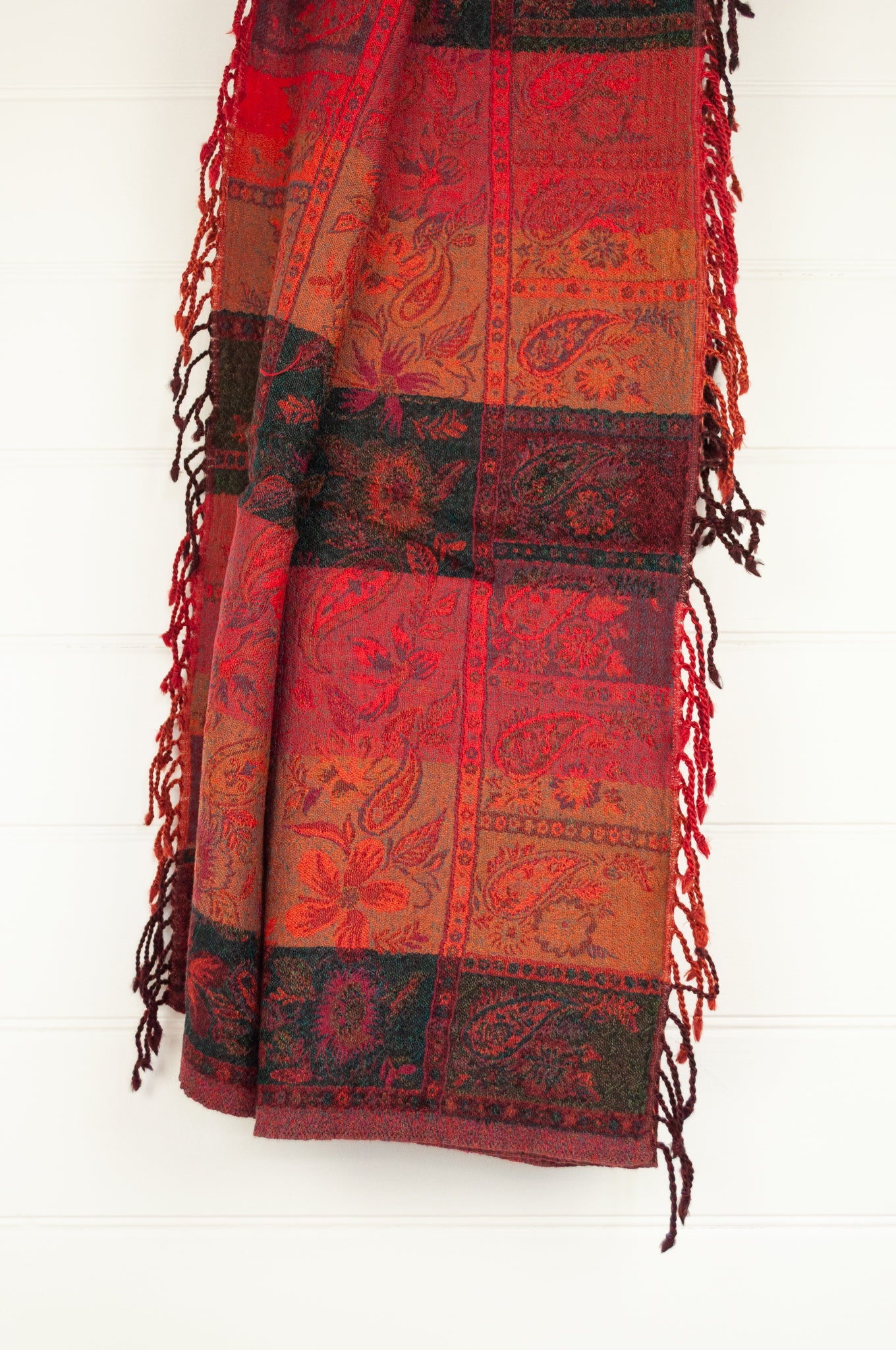Tasseled wool throw - magenta floral