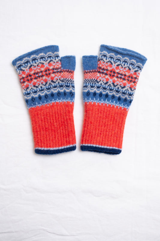 Eribe Alloa open mitt in Blue-bella.