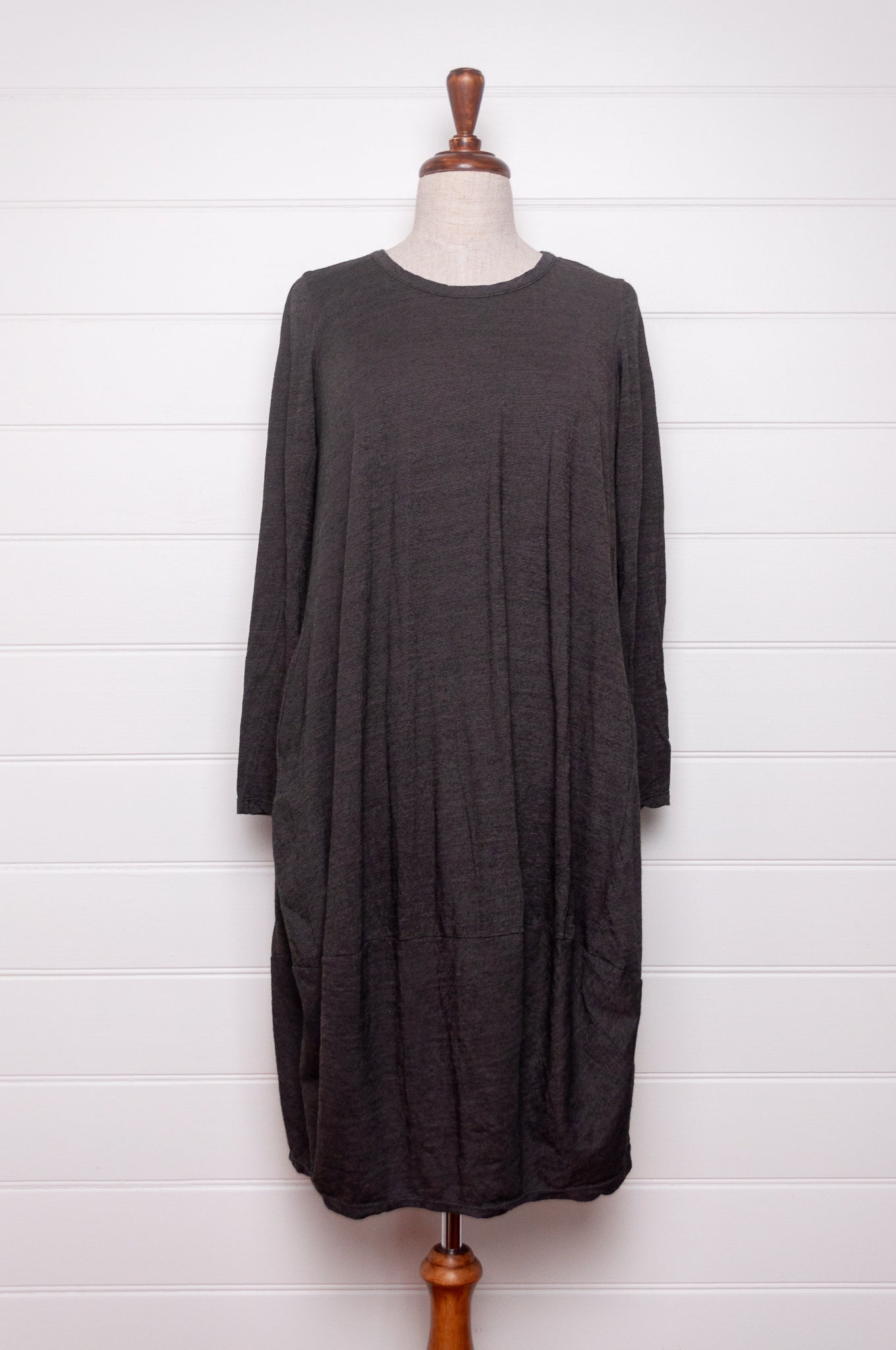 Valia Giorgio wool merino jersey long sleeve dress in slate charcoal grey.
