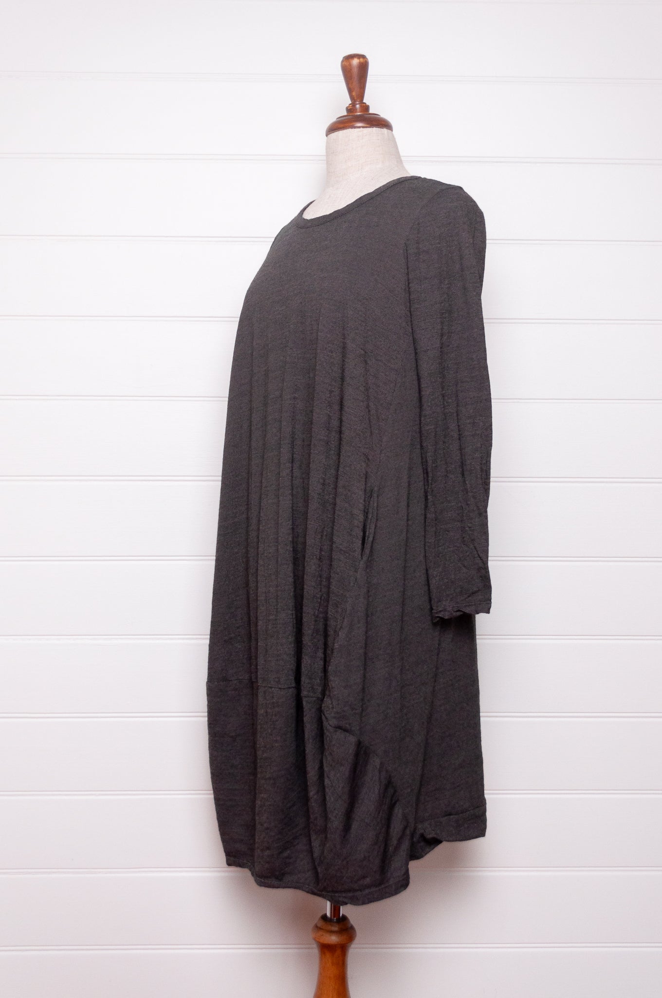 Valia Giorgio wool merino jersey long sleeve dress in slate charcoal grey.