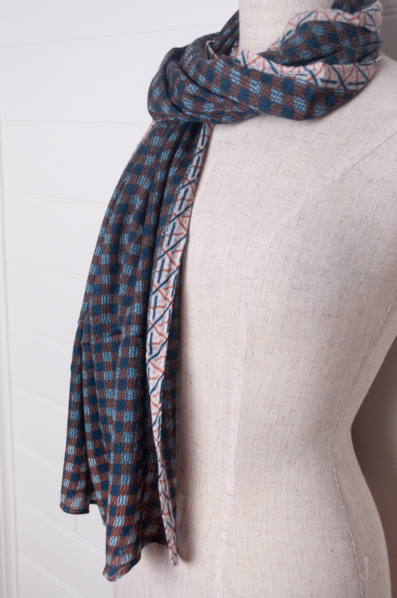 Anna Kaszer - Vic scarf (night)