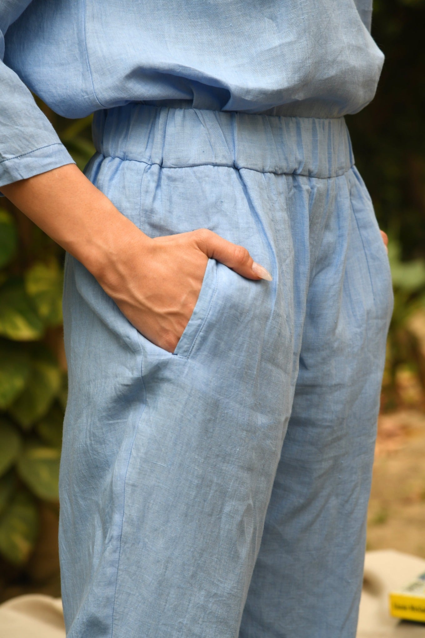 Dve Rooma elasstic waist pull on narrow leg pants in light blue linen.