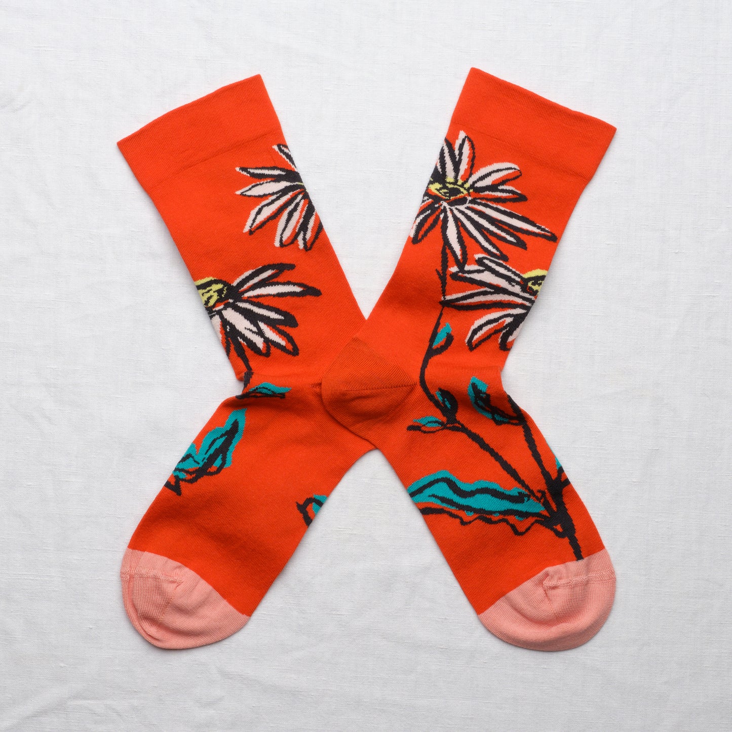 Bonne Maison vermilion flower cotton socks.