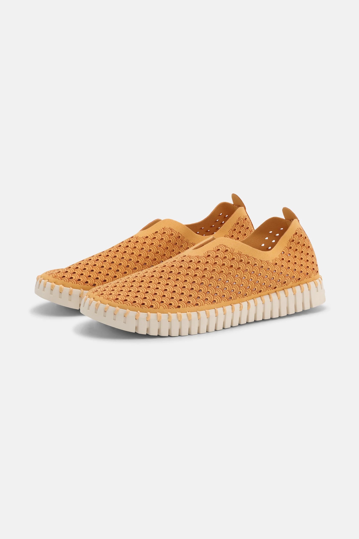 Ilse Jacobsen Tulip shoes in golden nugget yellow.
