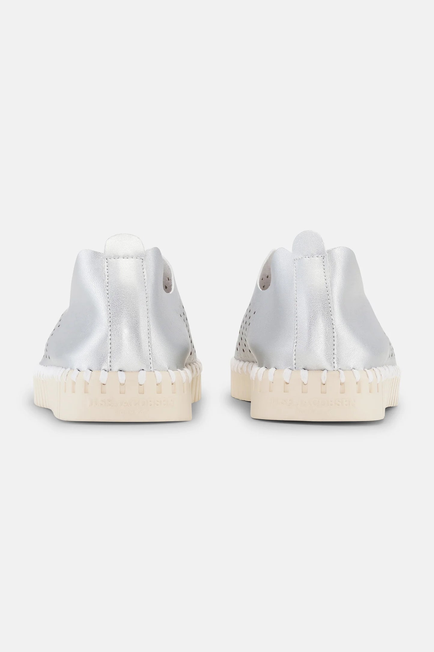 Ilse Jacobsen Tulip shoes in silver metallic.