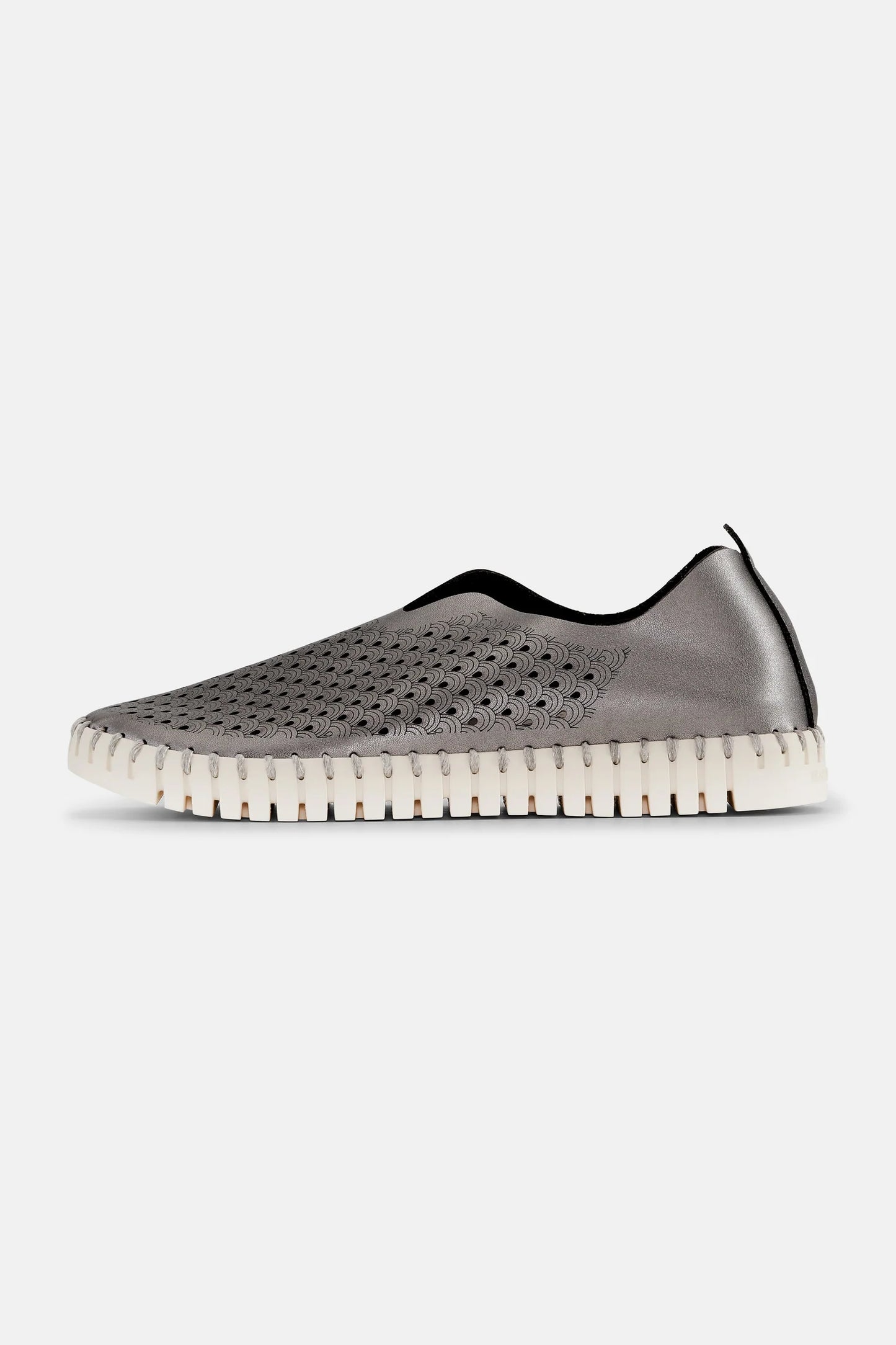 Ilse Jacobsen Tulip shoes in Gun metal metallic.