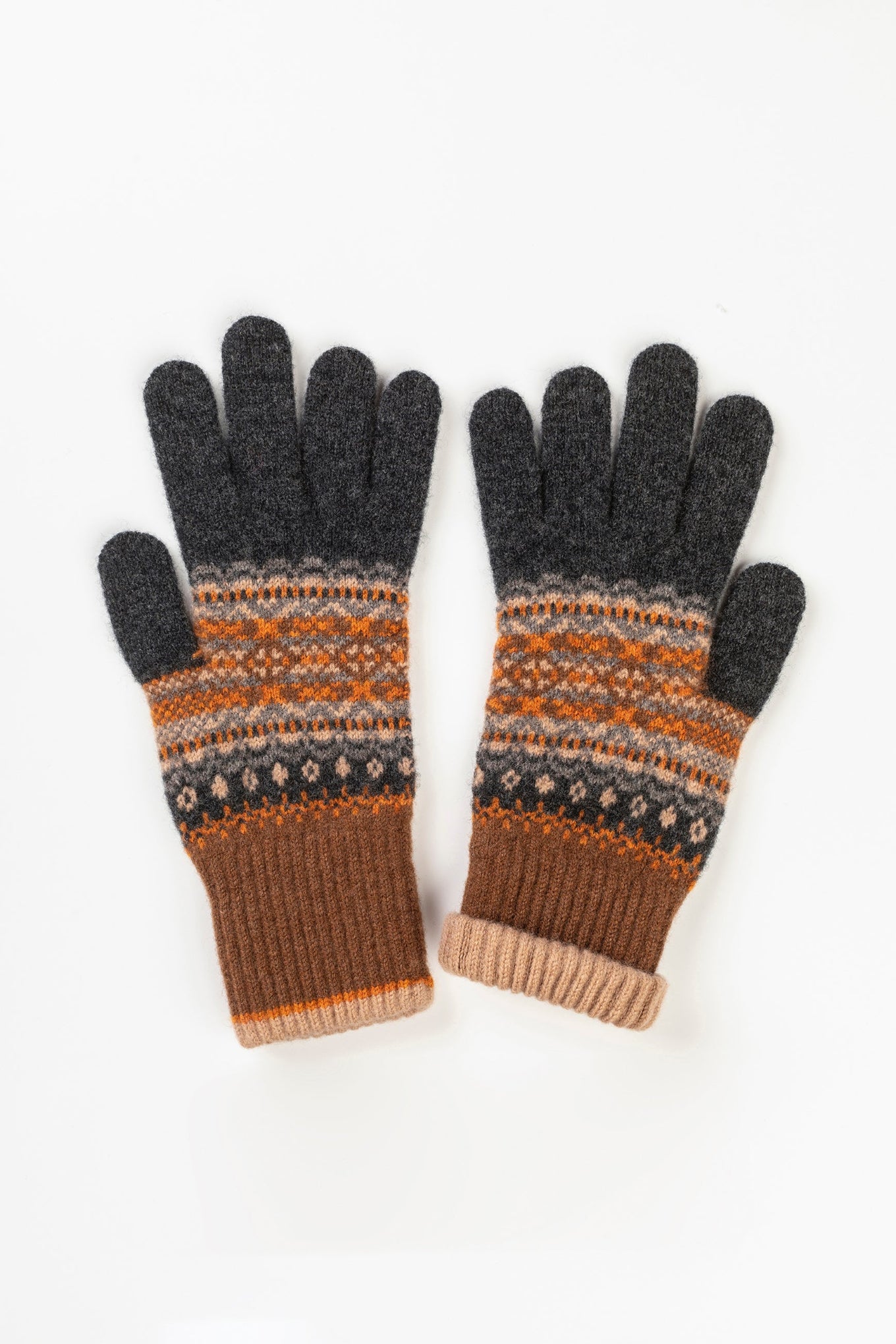 Eribe Alloa gloves in winter.