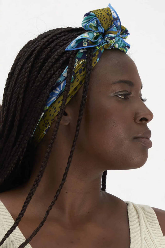 Inoui Editions Pampa daisy turquoise scarf carre silk cotton cheetahs in field of flowers.