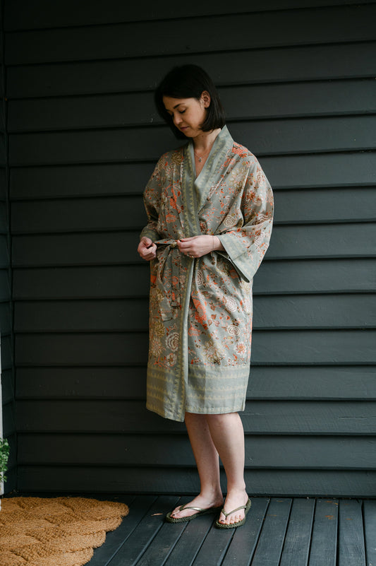 Pure cotton screenprinted one size kimono dressing gown in sage green floral print.